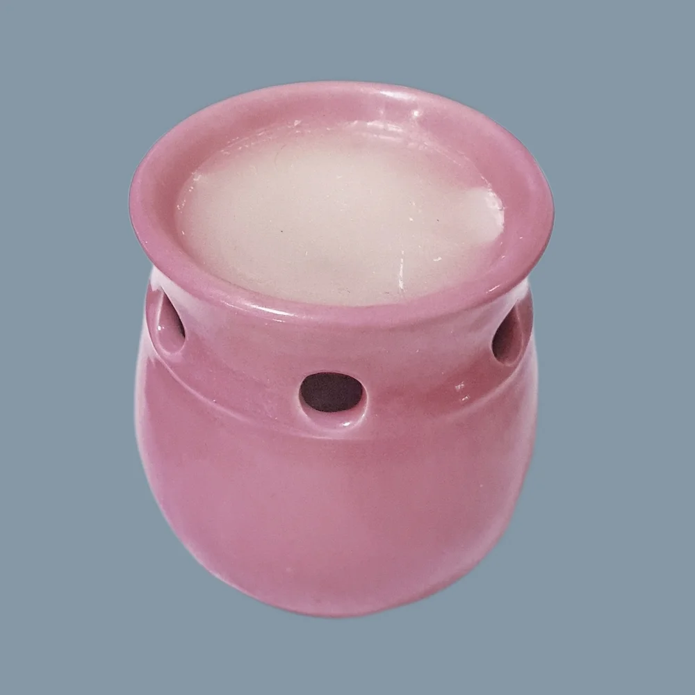 Pink Ceramic Oil Diffuser / Wax Melter Candle Warmer. NWOT